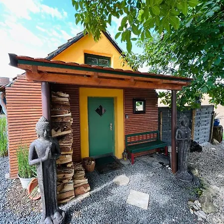 Bali-style Tinyhaus Am Wald * Bruckberg