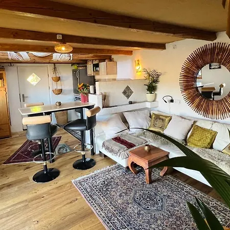 Holiday home Bali-style Tinyhaus Am Wald